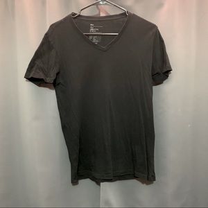 Gap Men’s XS V-Neck Black Tee Shirt